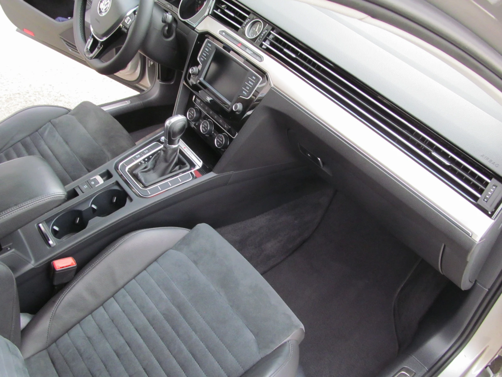 VW Passat 2.0TDI/4-MOTION/DSG/EURO 6/LED | Mobile.bg � ����������� 11