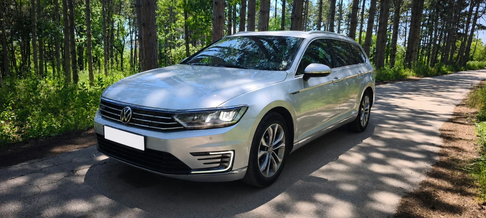 VW Passat 1.4 Plug in hybrid 2016г., Automatic, 209000 km.