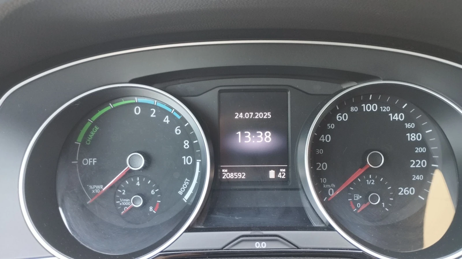 VW Passat 1.4 Plug in hybrid 2016г., Automatic, 209000 km., снимка 11 - Автомобили и джипове - 53733318