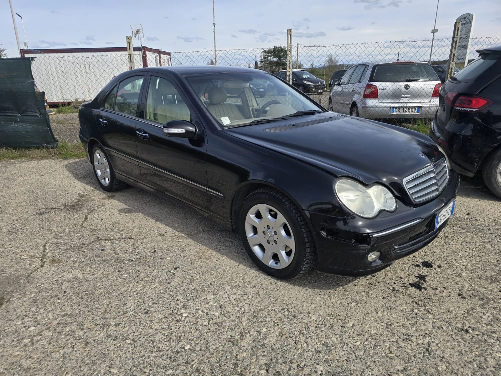 Mercedes-Benz C 200, снимка 3 - Автомобили и джипове - 53956731