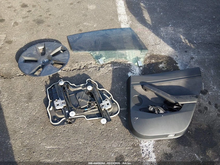 Tesla Model 3 Rear-Wheel Drive, снимка 12 - Автомобили и джипове - 53960078