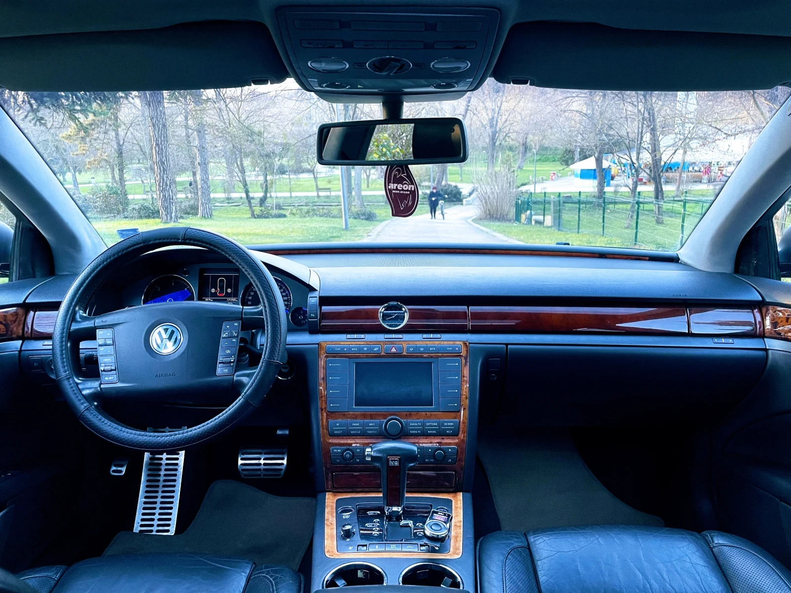 VW Phaeton 5.0 TDI V10, снимка 9 - Автомобили и джипове - 54295381