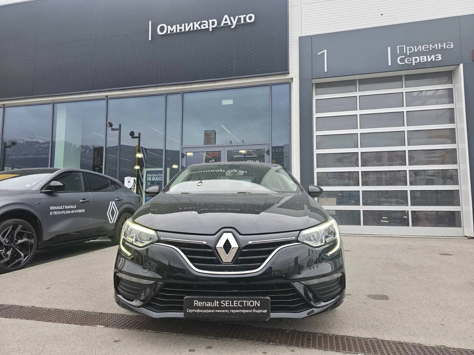 Renault Megane 1.3 TCe 140, снимка 3 - Автомобили и джипове - 54228444