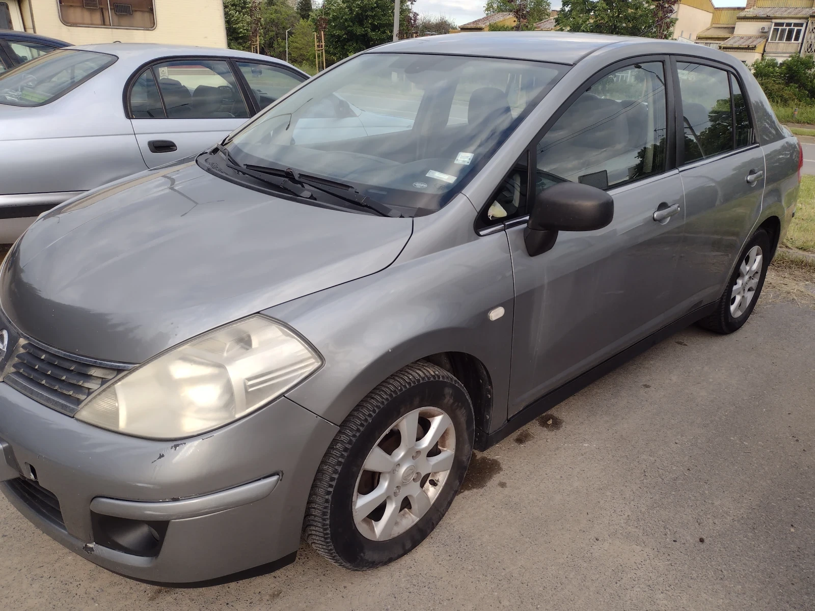 Nissan Tiida