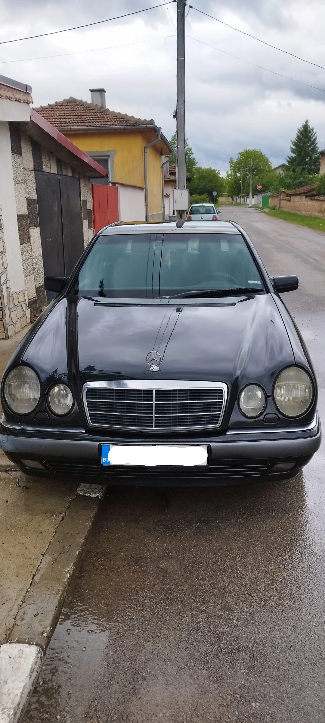 Mercedes-Benz E 250