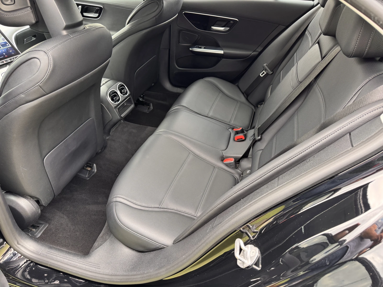 Mercedes-Benz C 300 Avantgarde/2.0i/258k.c./9АТ/4matic, снимка 10 - Автомобили и джипове - 54793422