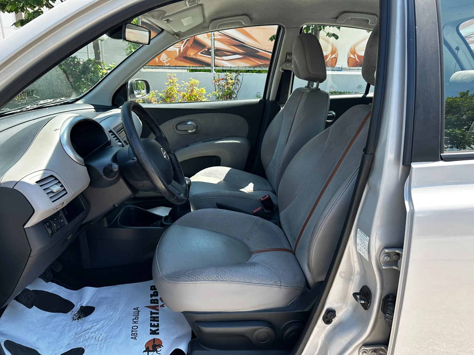 Nissan Micra 1.4i 88 к.с. , снимка 9 - Автомобили и джипове - 54835299