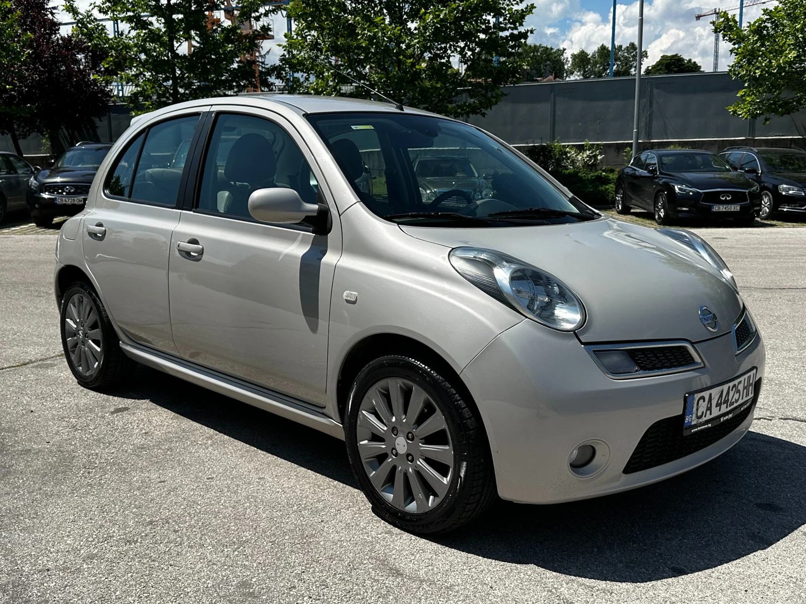 Nissan Micra 1.4i 88 к.с. , снимка 6 - Автомобили и джипове - 54835299