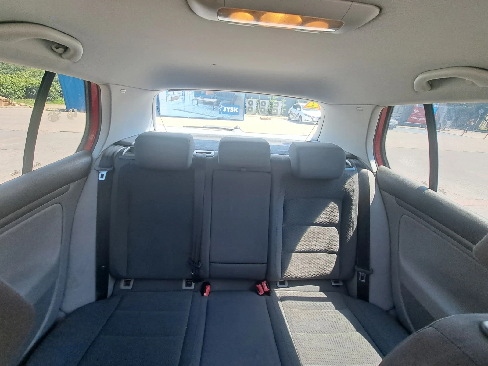 VW Golf 5, снимка 7 - Автомобили и джипове - 55153764