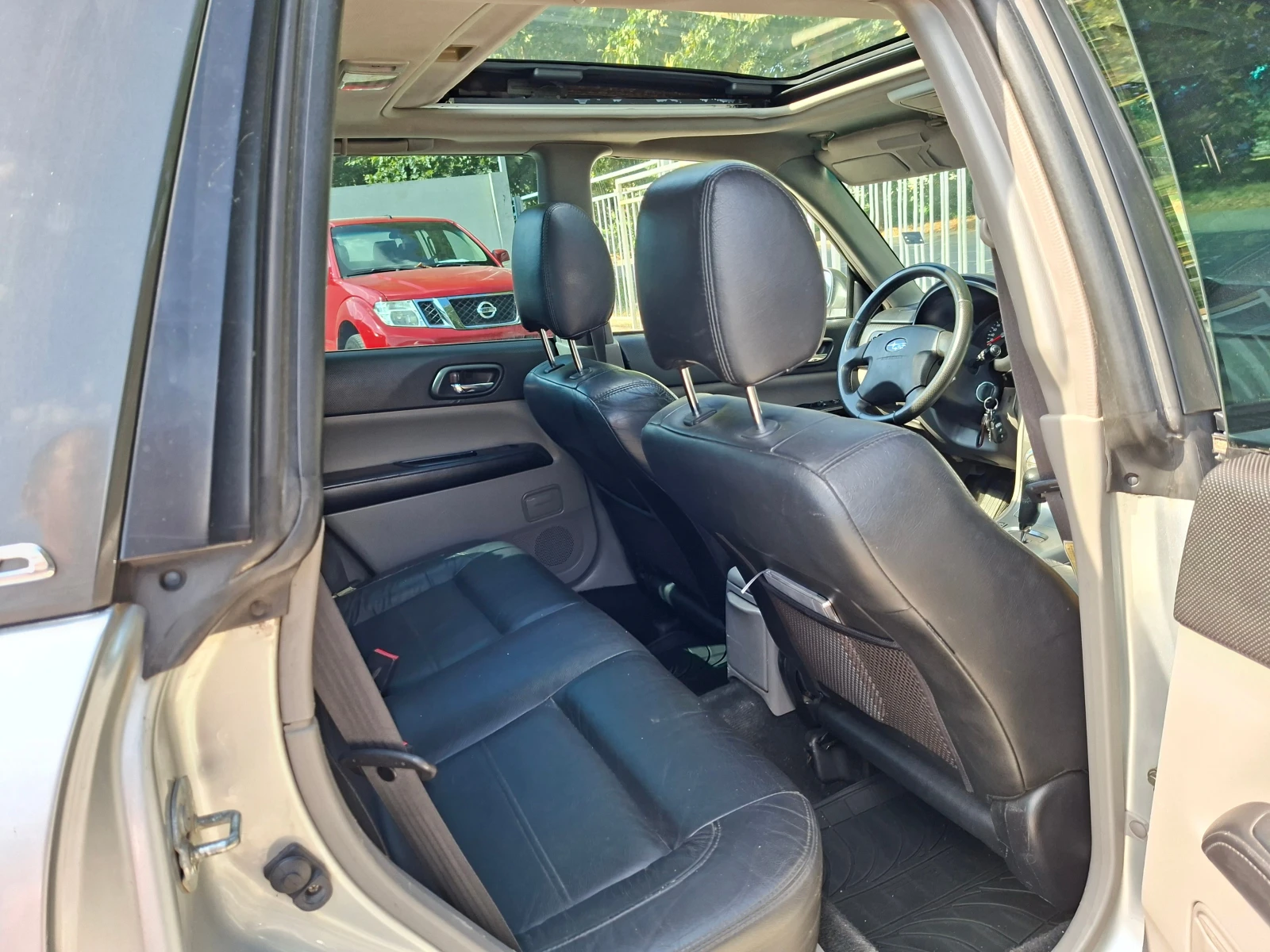 Subaru Forester AVTOMAT/LPG, снимка 13 - Автомобили и джипове - 55543401