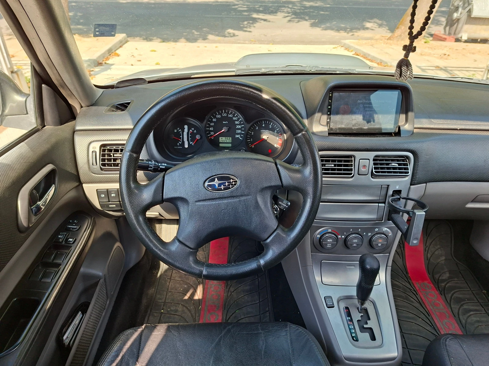 Subaru Forester AVTOMAT/LPG, снимка 12 - Автомобили и джипове - 55543401