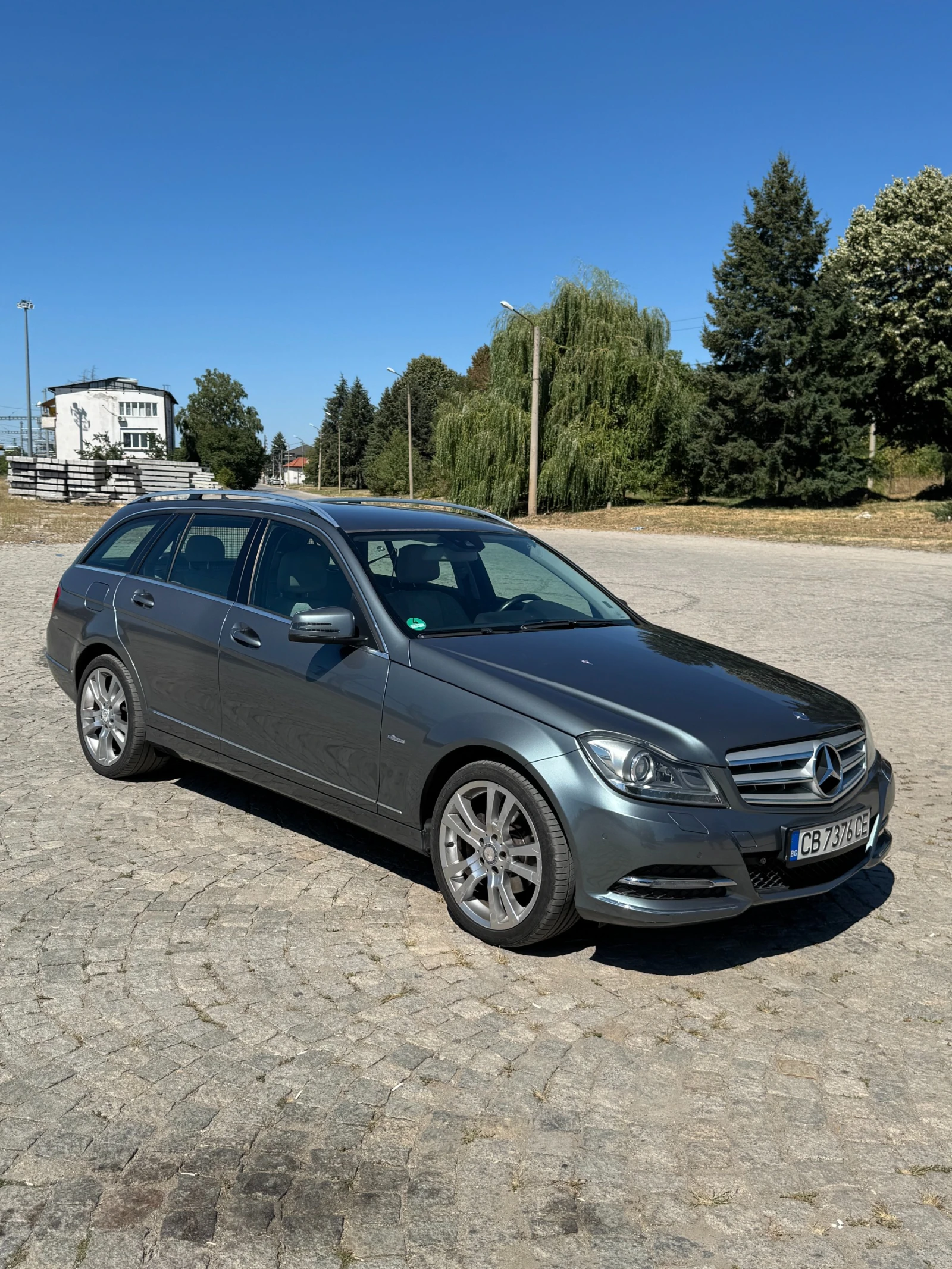 Mercedes-Benz C 200, снимка 2 - Автомобили и джипове - 55679188