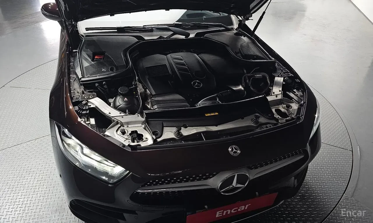 Mercedes-Benz CLS 300 AMG* LINE* BURMESTER* ХЕДЪП* 360КАМЕРА* LANE* ASSI, снимка 17 - Автомобили и джипове - 55695167