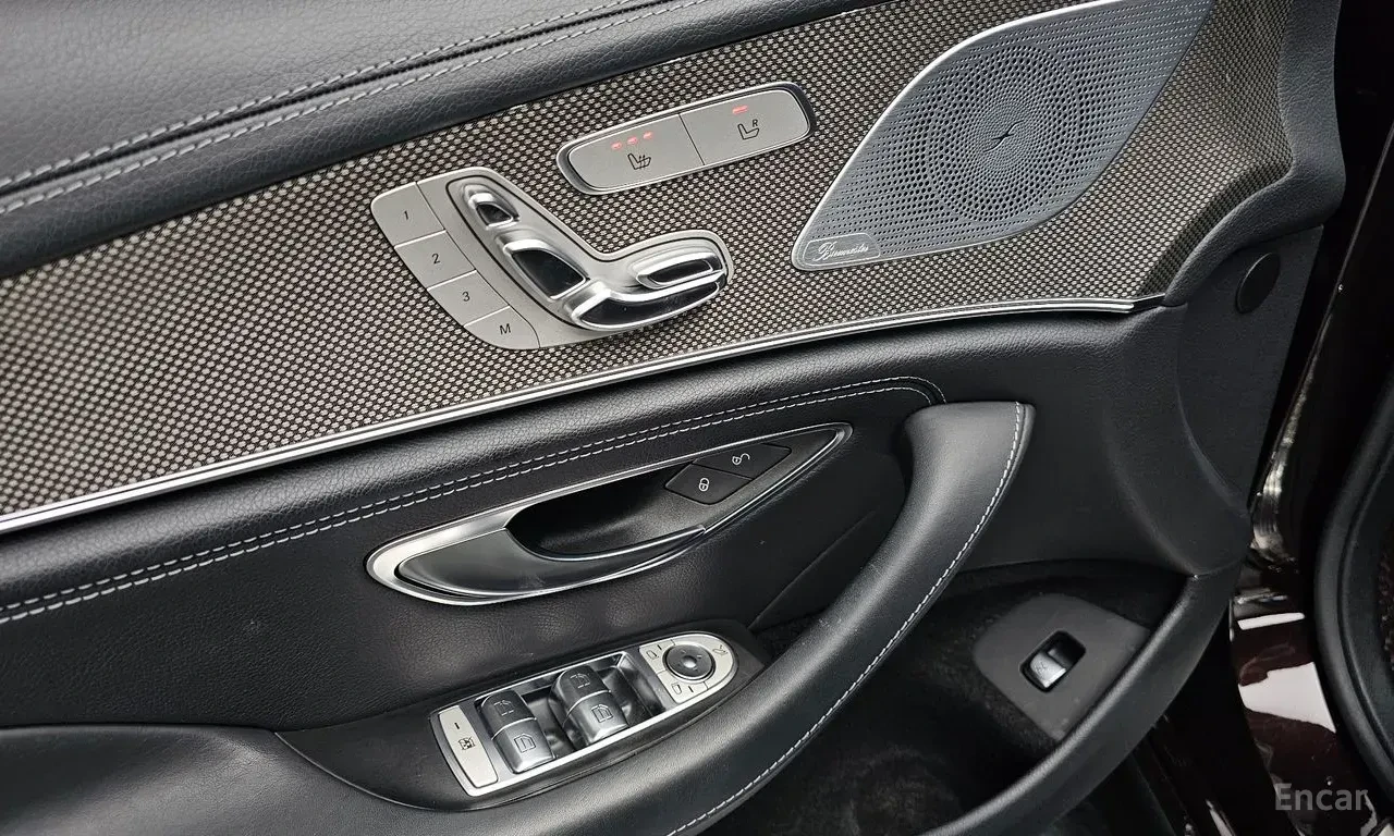 Mercedes-Benz CLS 300 AMG* LINE* BURMESTER* ХЕДЪП* 360КАМЕРА* LANE* ASSI, снимка 7 - Автомобили и джипове - 55695167