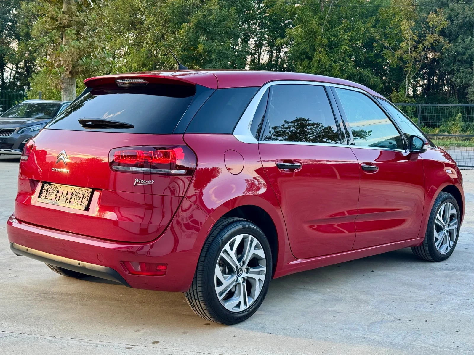 Citroen C4 Picasso * EXECLUSIVE* 1.6HDI* AUTO* FULL* TOP* , снимка 5 - Автомобили и джипове - 56230390