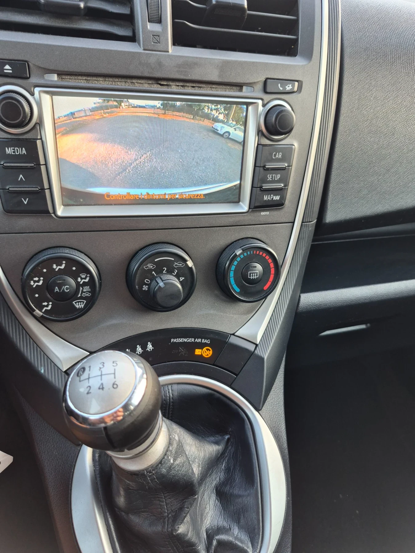 Toyota Verso S 1.4 D4d Evro 5, снимка 12 - Автомобили и джипове - 56259371