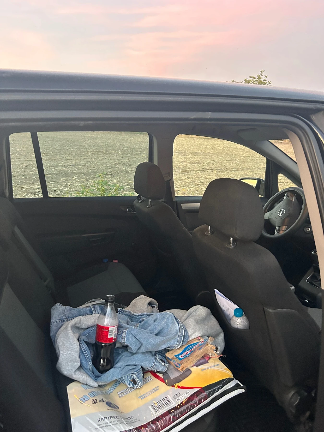 Opel Zafira 2.2 бензин, снимка 16 - Автомобили и джипове - 56347932