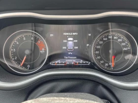 Jeep Cherokee * Limited * CARFAX * ПОДГРЕВИ * ПАНО * KEYLESS * , снимка 8