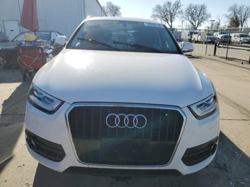 Audi Q3, снимка 2 - Автомобили и джипове - 49192423