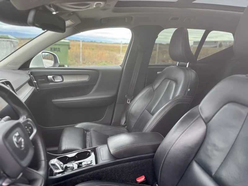 Volvo XC40 XC40, 2.0 AWD, T5, Inscription, снимка 11 - Автомобили и джипове - 51990322