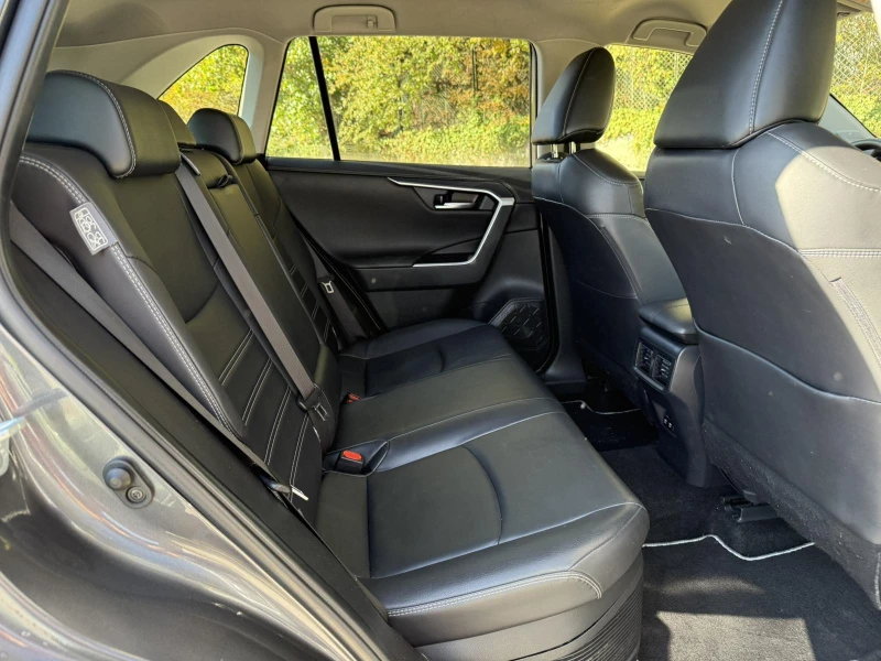 Toyota Rav4 Hybrid AWD Luxury , снимка 14 - Автомобили и джипове - 52261273