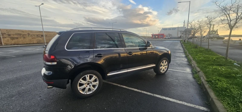 VW Touareg, снимка 6 - Автомобили и джипове - 52513814