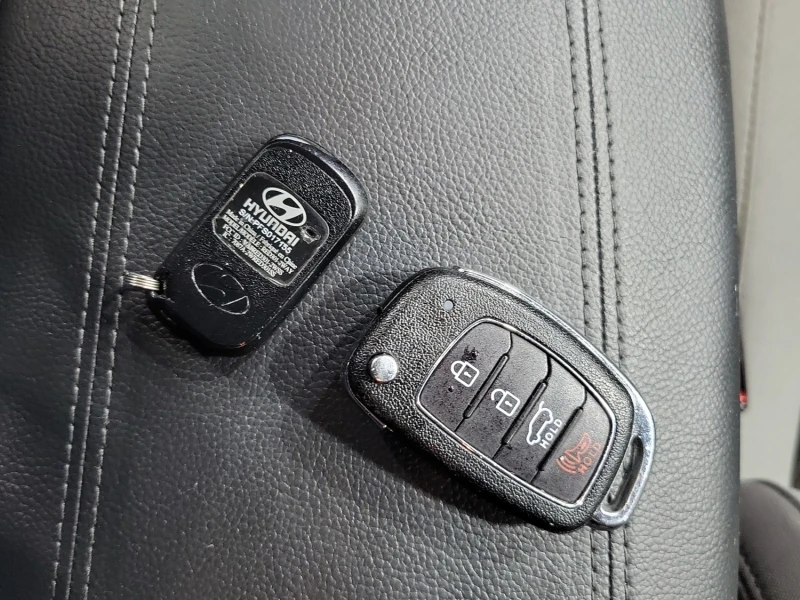 Hyundai Santa fe * SPORT* 2.4 AWD* CARFAX* АВТОКРЕДИТ* , снимка 13 - Автомобили и джипове - 52722835