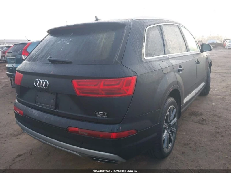 Audi Q7 3l 3.0T Premium, снимка 4 - Автомобили и джипове - 53215839