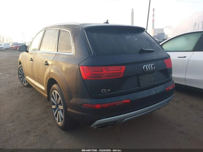 Audi Q7 3l 3.0T Premium, снимка 3 - Автомобили и джипове - 53215839