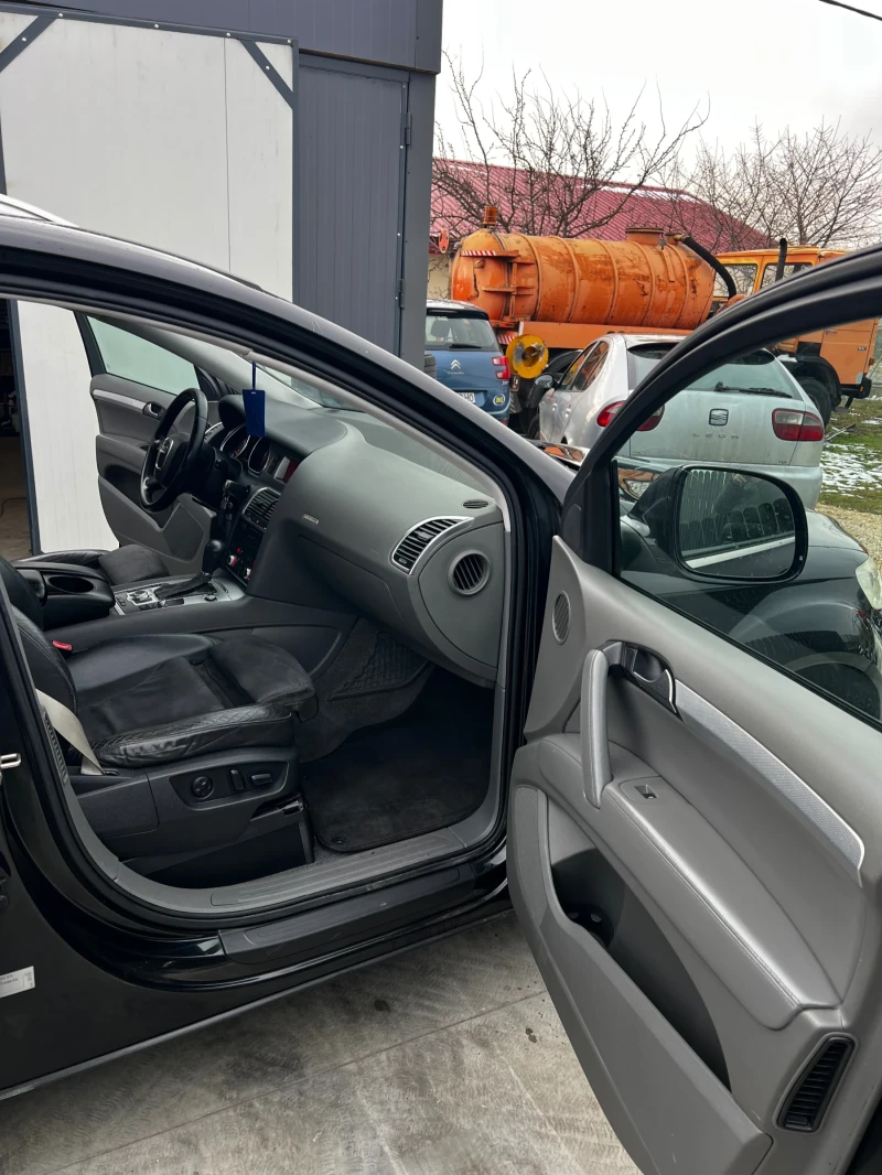 Audi Q7 3.0 TDI 6+ 1 Места на Пружини, снимка 8 - Автомобили и джипове - 53350367