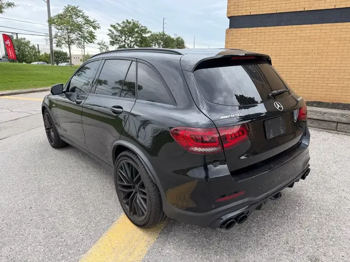 Mercedes-Benz GLC 43 AMG AMG Driver Package* Burmester* Обдухване* 360, снимка 6 - Автомобили и джипове - 56127284