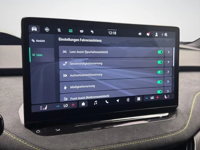Skoda Elroq RS AWD HEAD-UP MATRIX 360-CAMERA FRONT-ASSIST, снимка 9 - Автомобили и джипове - 56215906