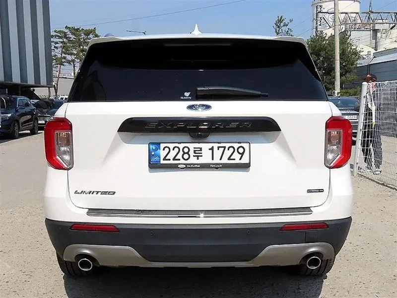 Ford Explorer 3.3 - САМО 30% АВАНС, снимка 4 - Автомобили и джипове - 56292865