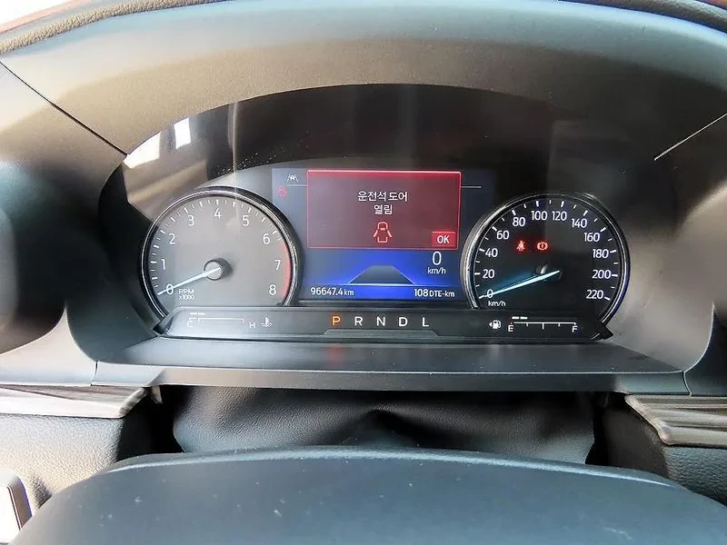 Ford Explorer 3.3 - САМО 30% АВАНС, снимка 9 - Автомобили и джипове - 56292865