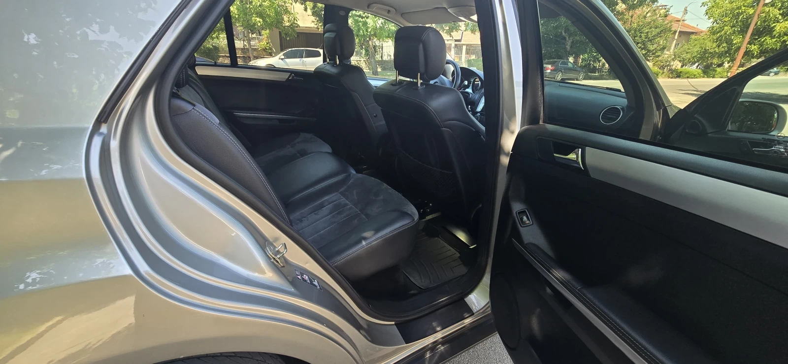 Mercedes-Benz ML 320  - изображение 3