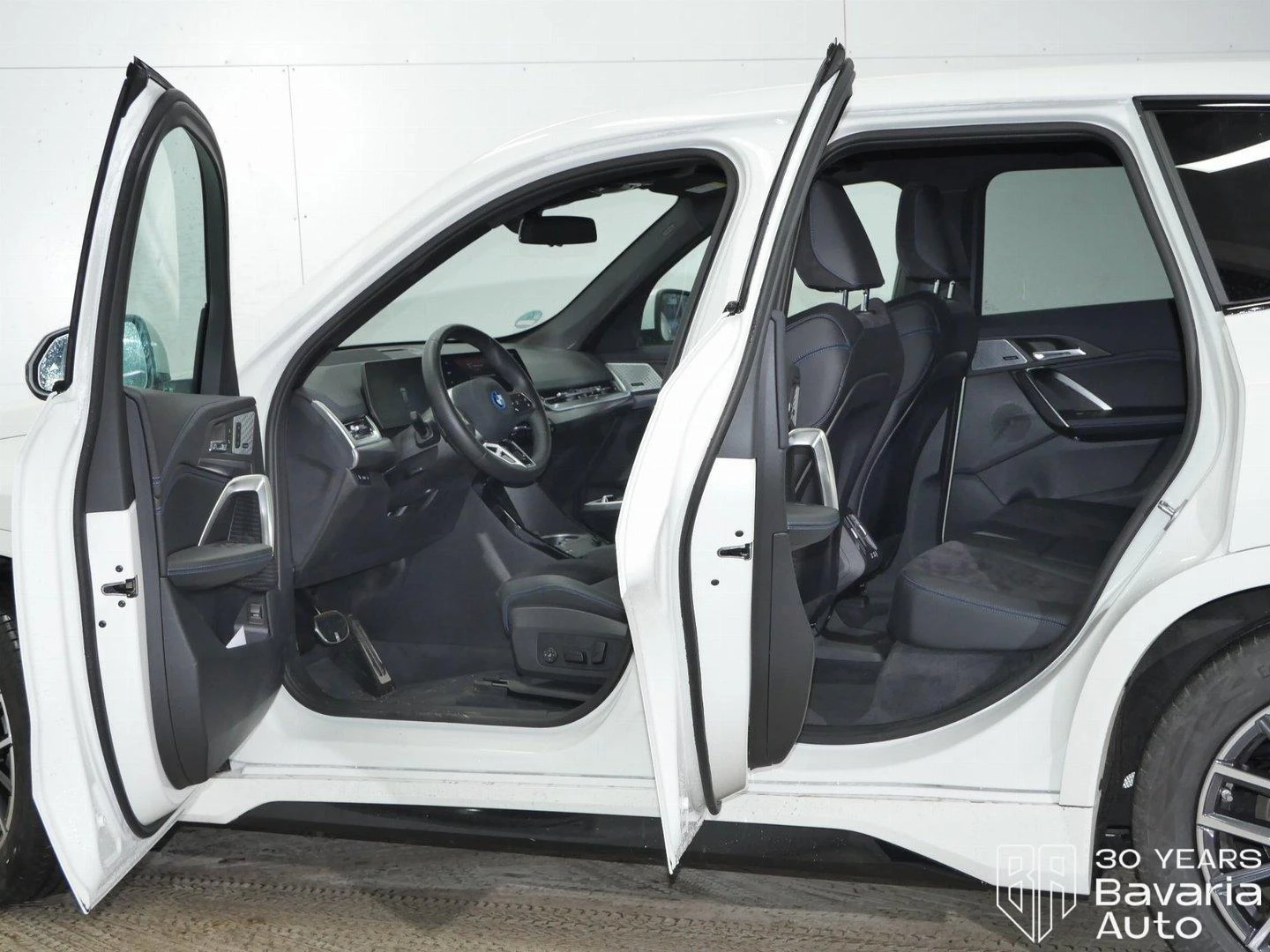 BMW iX1 30 xDrive M Sport Paket | Mobile.bg � ����������� 5