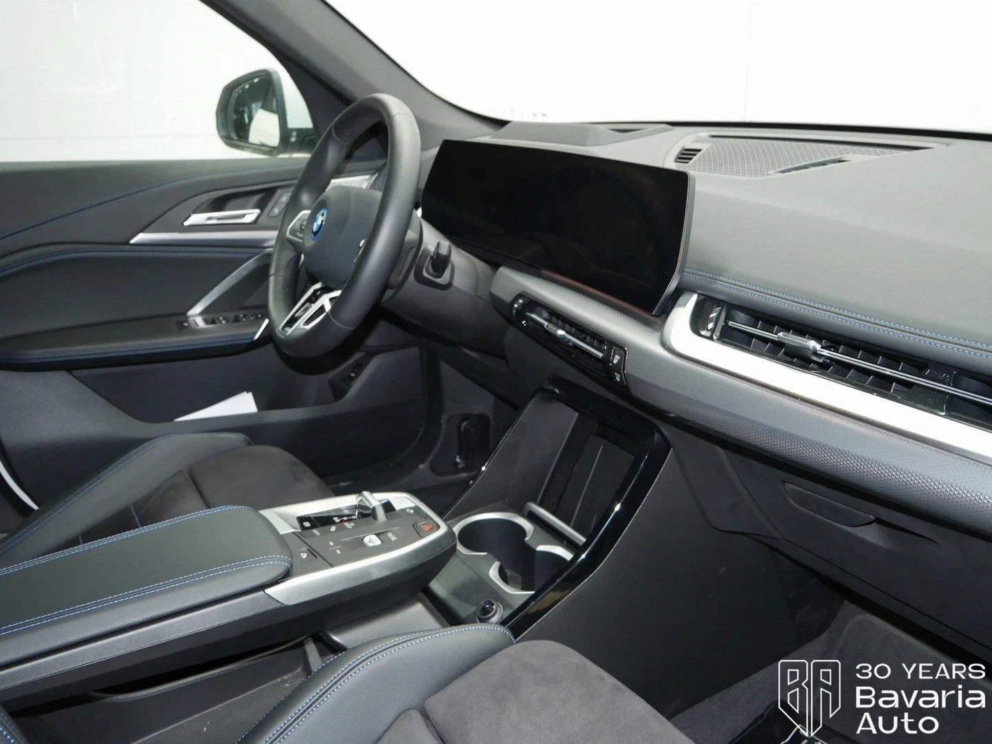 BMW iX1 30 xDrive M Sport Paket | Mobile.bg � ����������� 7