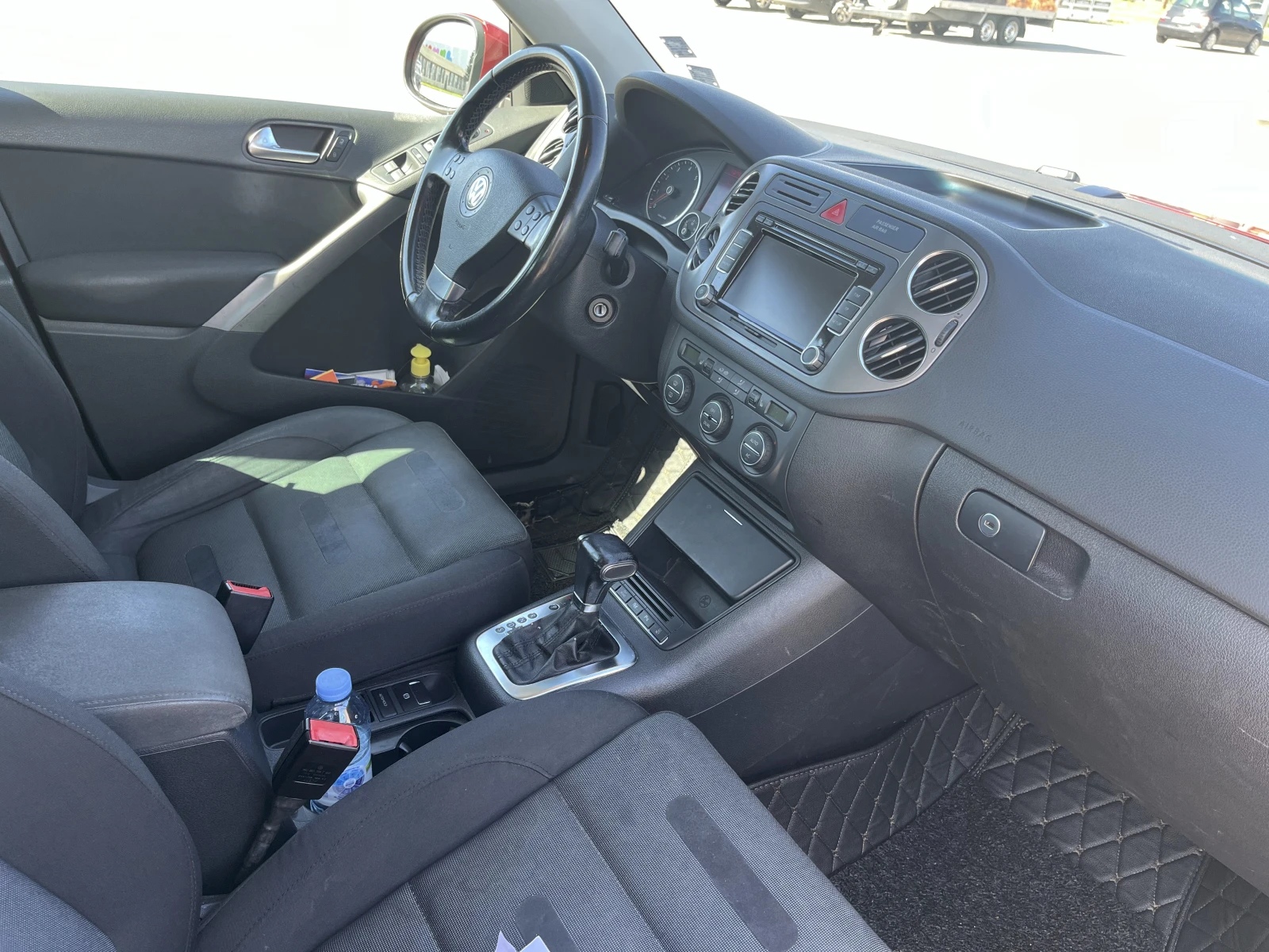 VW Tiguan 2.0 TSI 4 Motion, снимка 7 - Автомобили и джипове - 54141329