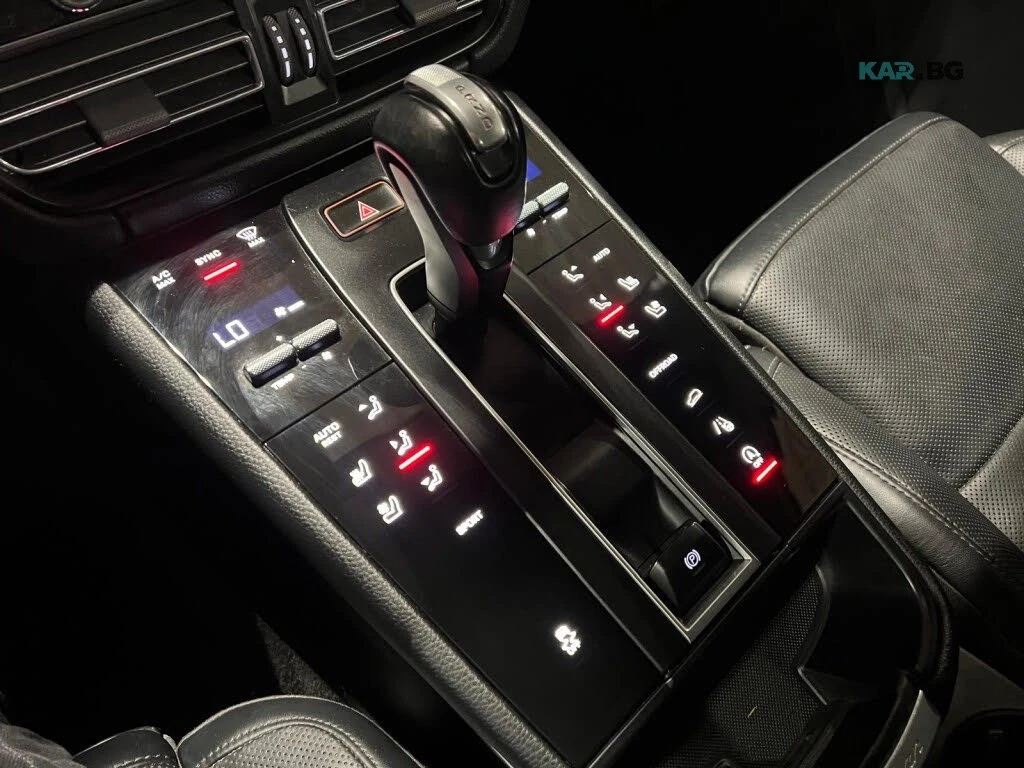Porsche Macan AWD* AвтоКредит* (ЦЕНА ДО БГ), снимка 15 - Автомобили и джипове - 55327626