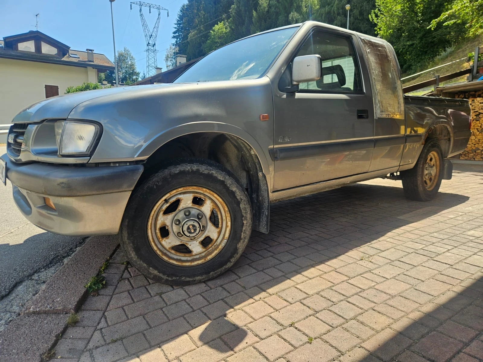 Isuzu D-max 3.1 TD , снимка 2 - Автомобили и джипове - 55656237
