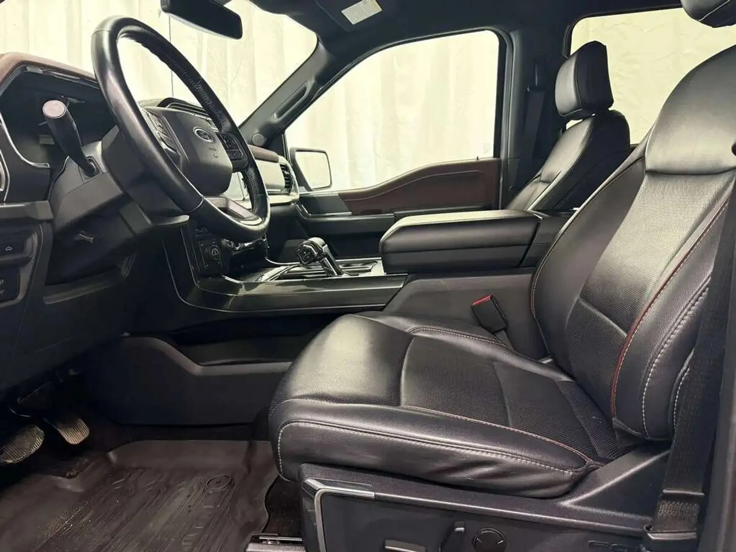 Ford F150 LARIAT SPORT FX4 ЦЕНА ДО БЪЛГАРИЯ АВТОКРЕДИТ, снимка 9 - Автомобили и джипове - 55931492