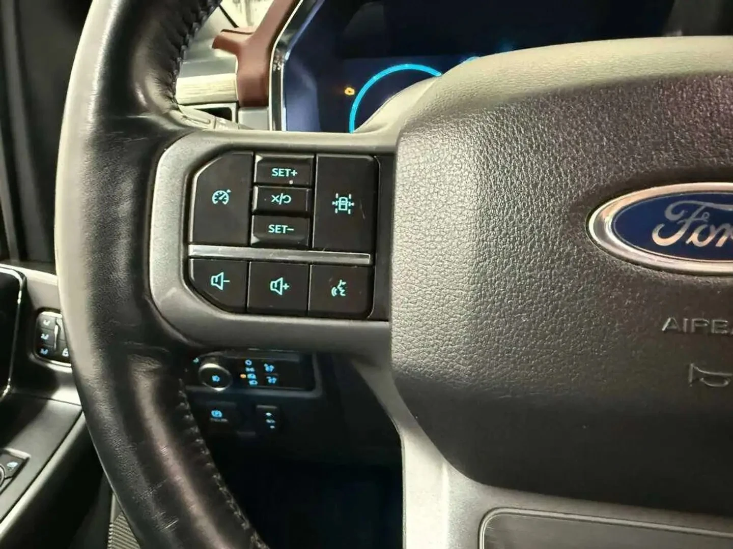 Ford F150 LARIAT SPORT FX4 ЦЕНА ДО БЪЛГАРИЯ АВТОКРЕДИТ, снимка 12 - Автомобили и джипове - 55931492