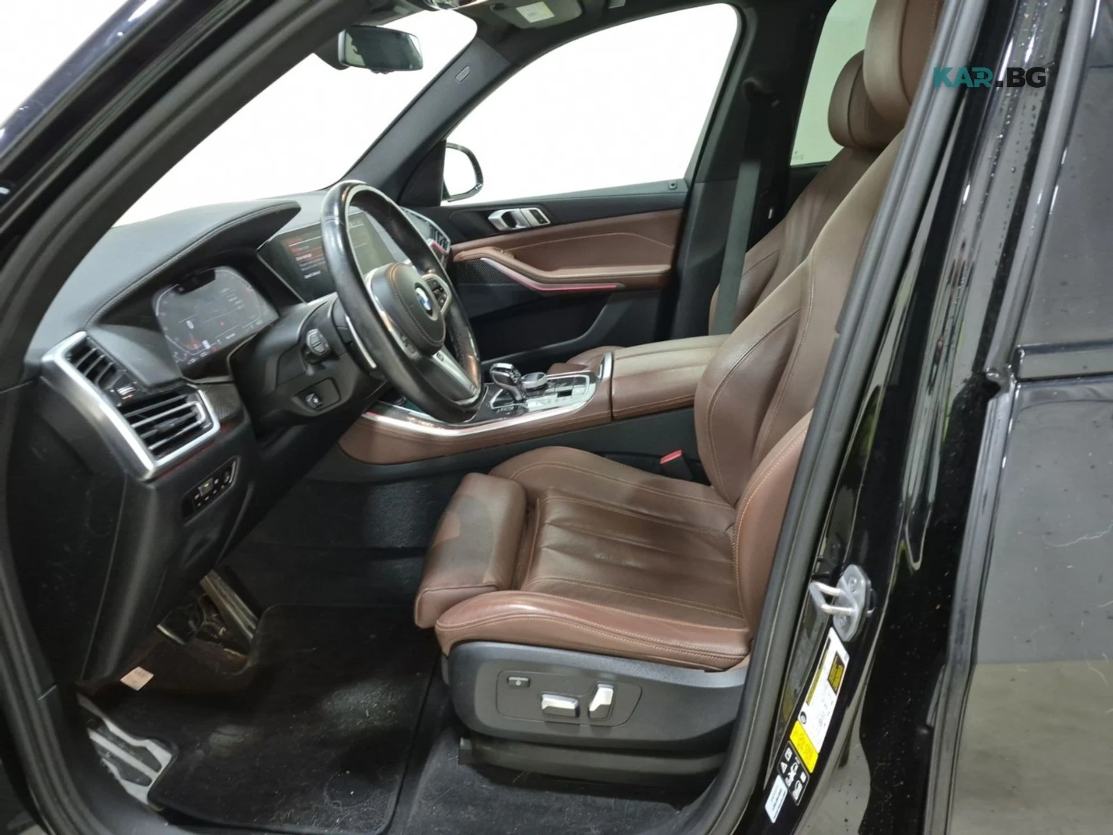 BMW X5 40i* MPACK* ДИСТРОНИК* СЛЕД НА ЛЕНТИ* 360 КАМЕРА* , снимка 5 - Автомобили и джипове - 56313362