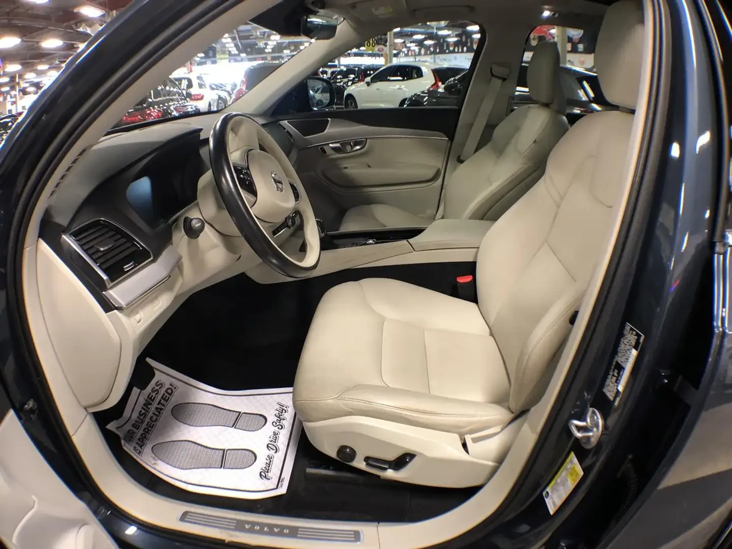 Volvo Xc90 T6* MOMENTUM* LANE* ASSIST* ��������* 7* �����*  | Mobile.bg � ����������� 12