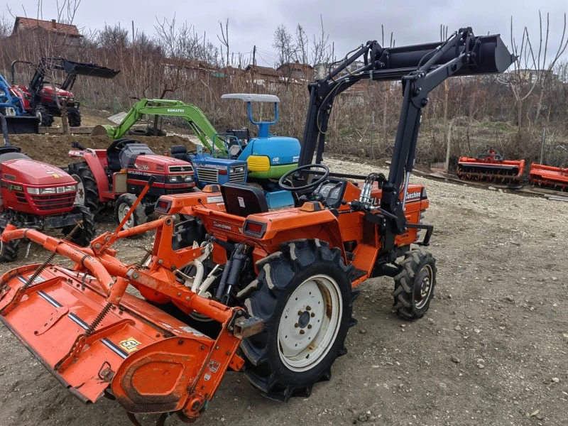 Трактор Kubota L1-215  4x4, снимка 4 - Селскостопанска техника - 47304189