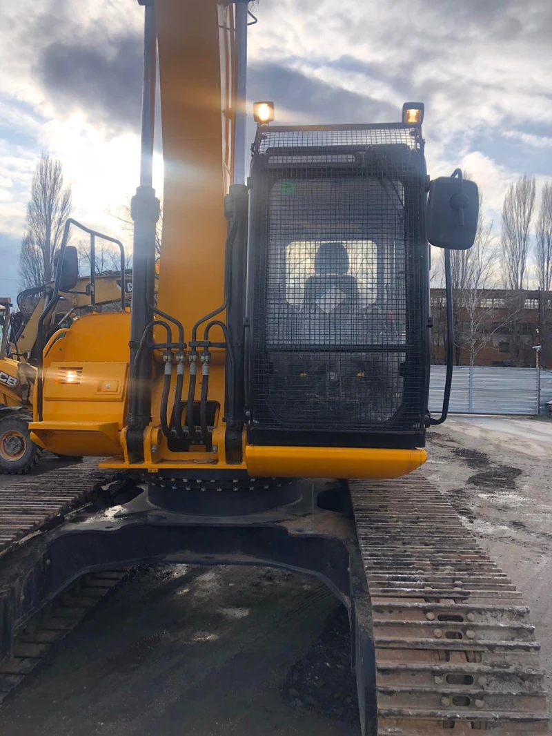 Багер JCB 225, снимка 10 - Индустриална техника - 42541496