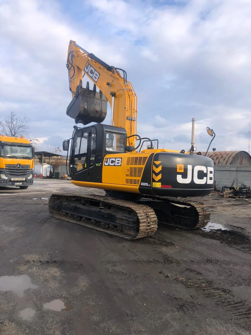 Багер JCB 225, снимка 6 - Индустриална техника - 42541496