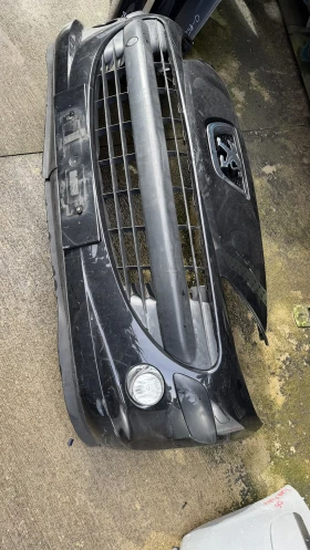 Предна броня за Peugeot 207 - 2009, снимка 2