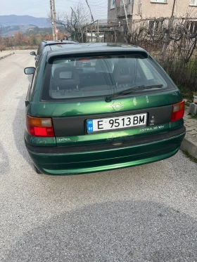 Opel Astra 1.6 , снимка 3