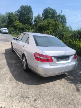 Mercedes-Benz E 220 Авангард, снимка 2